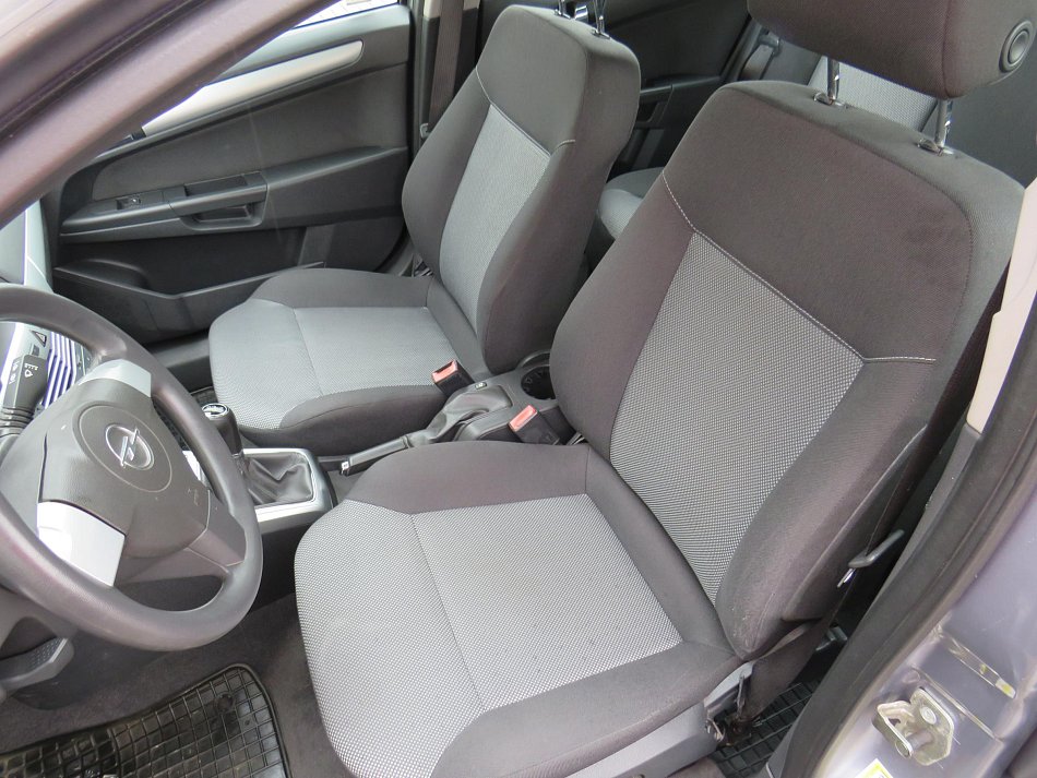 Opel Astra 1.6i 