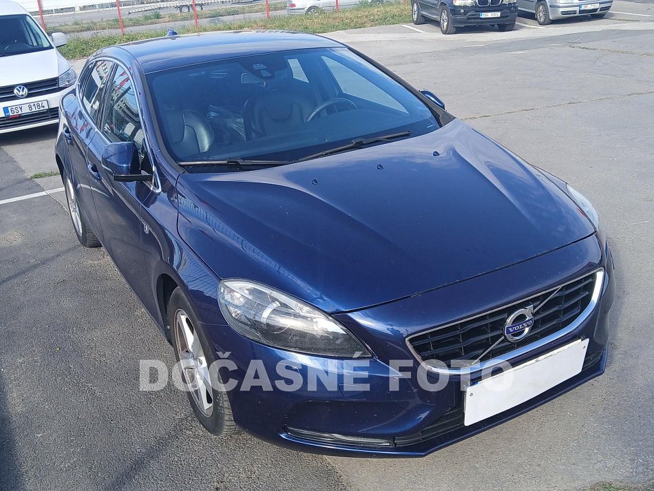 Volvo V40 2.0 D2 
