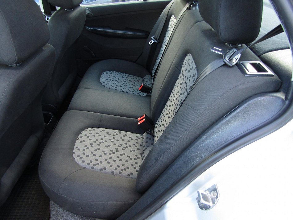 Škoda Fabia I 1.4 16V 