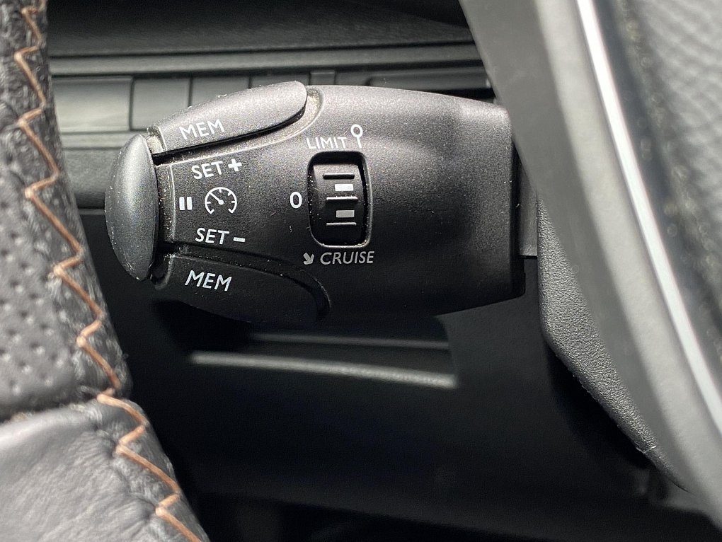 Peugeot 3008 1.2 PT GT Line