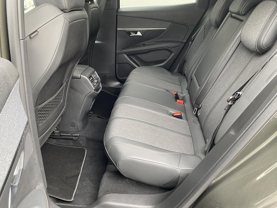 Peugeot 3008 1.2 PT GT Line