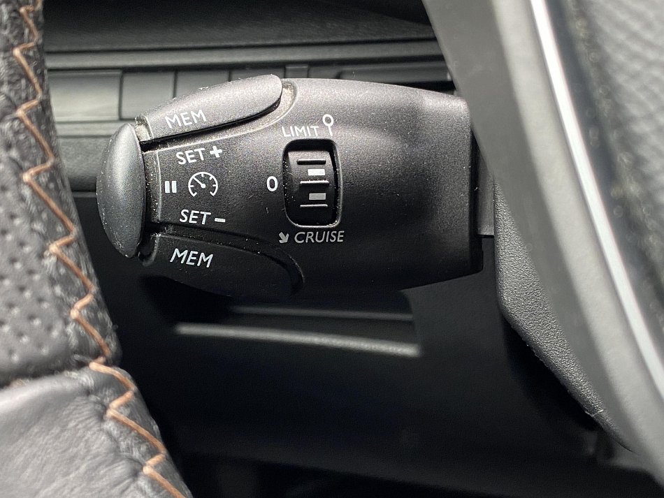 Peugeot 3008 1.2 PT GT Line