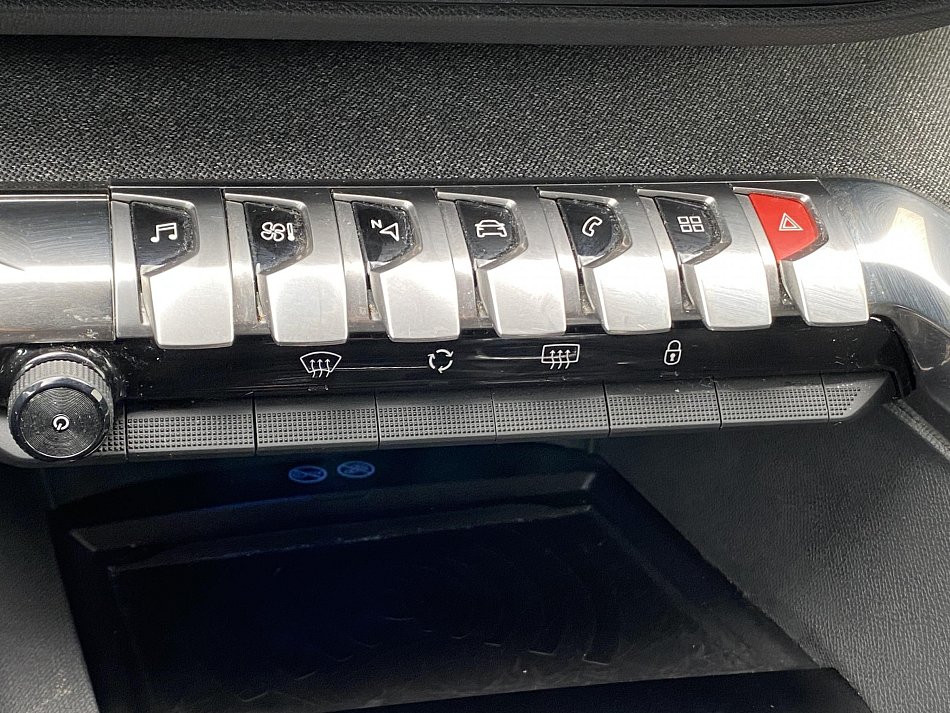 Peugeot 3008 1.2 PT GT Line