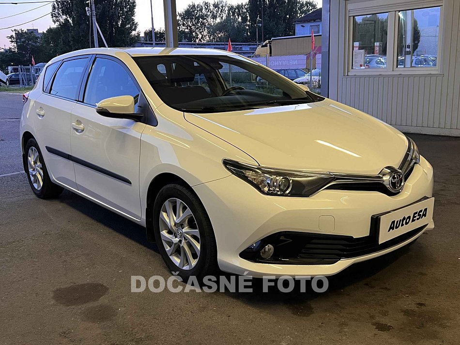 Toyota Auris 1.6 VVT-i 