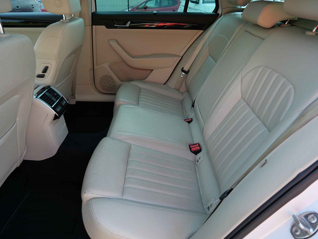 Škoda Superb III 2.0 TSi L&K 4x4
