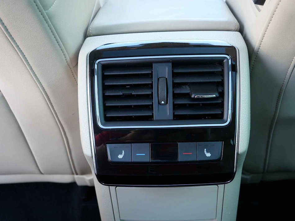 Škoda Superb III 2.0 TSi L&K 4x4