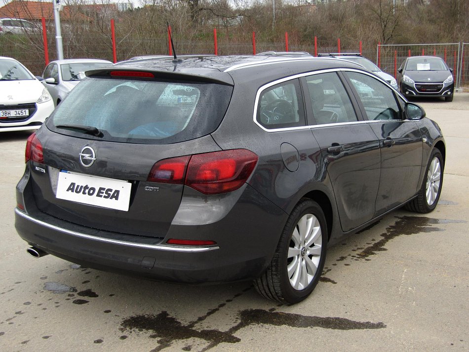 Opel Astra 2.0 CDTi 