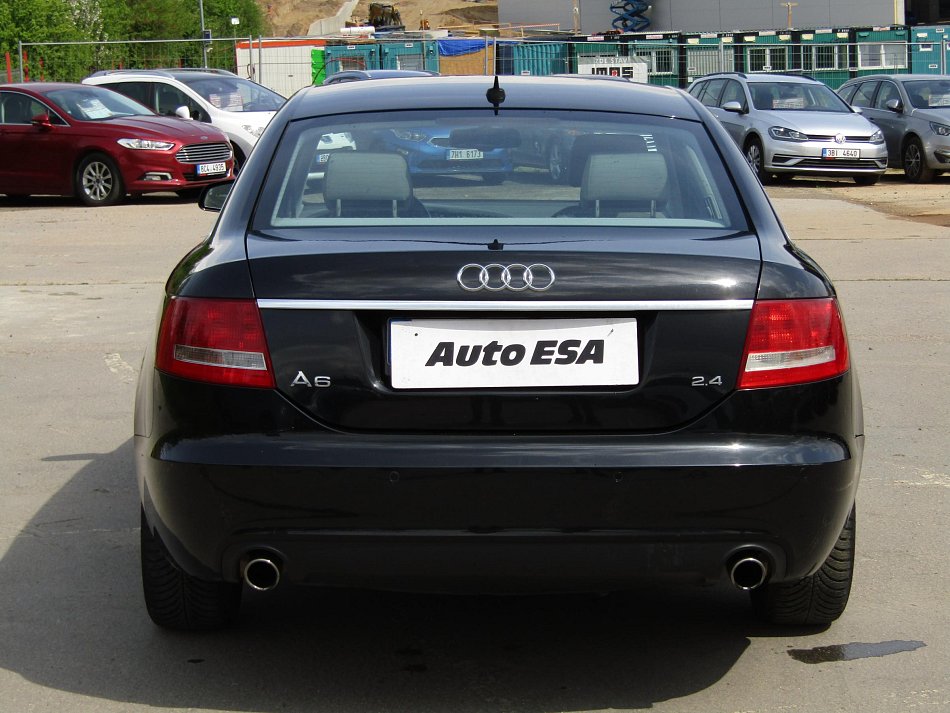 Audi A6 2.4 V6 