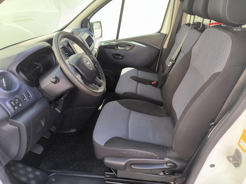 Opel Vivaro 1.6CDTi  DÍLNA SORTIMO
