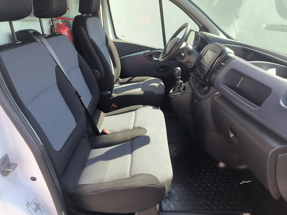 Opel Vivaro 1.6CDTi  DÍLNA SORTIMO