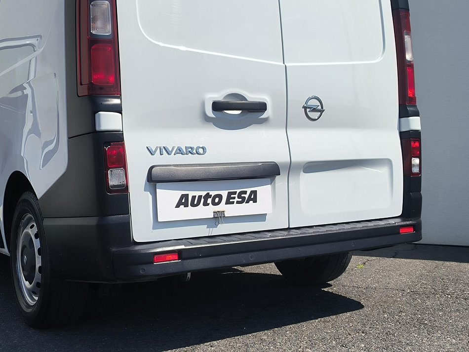 Opel Vivaro 1.6CDTi  DÍLNA SORTIMO