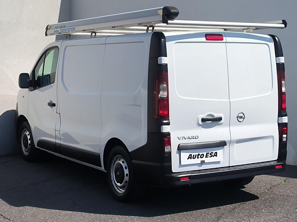 Opel Vivaro 1.6CDTi  DÍLNA SORTIMO