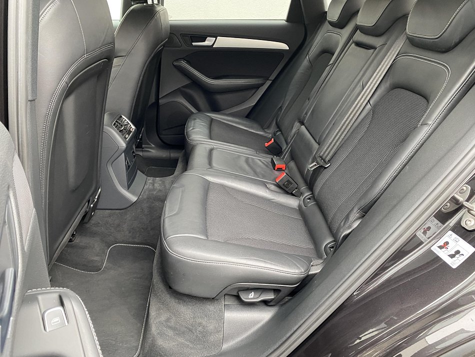 Audi Q5 2.0TFSi S-line Quattro