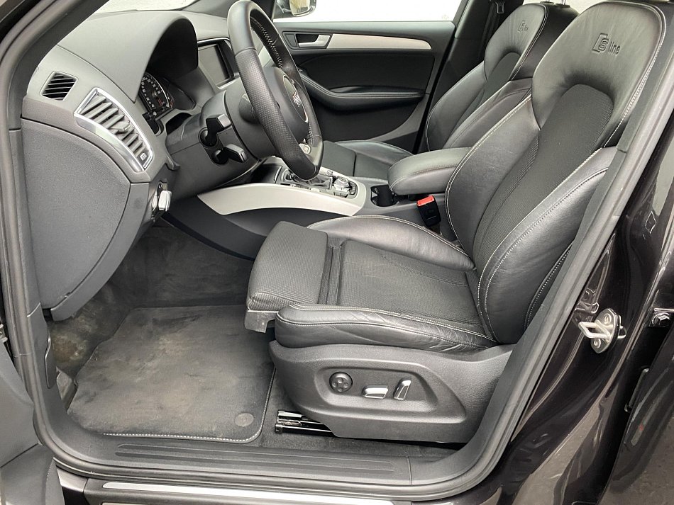 Audi Q5 2.0TFSi S-line Quattro
