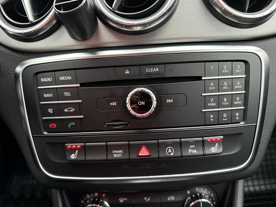 Mercedes-Benz CLA 2.2CDI  200d 4mat