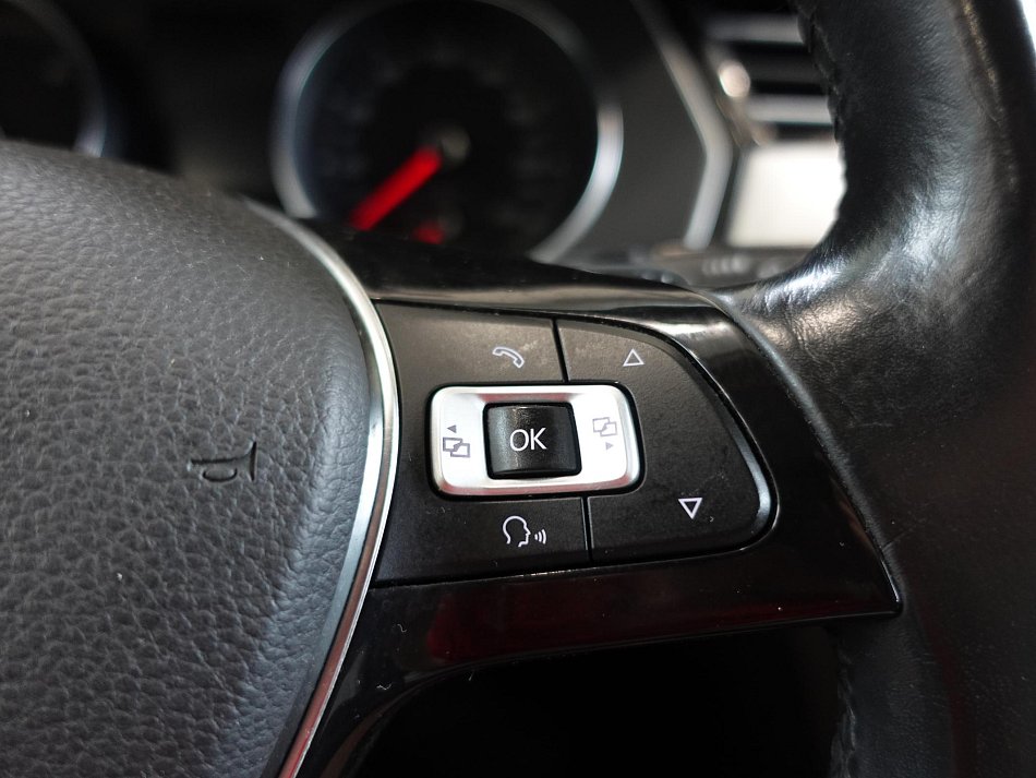 Volkswagen Passat 2.0TDi 