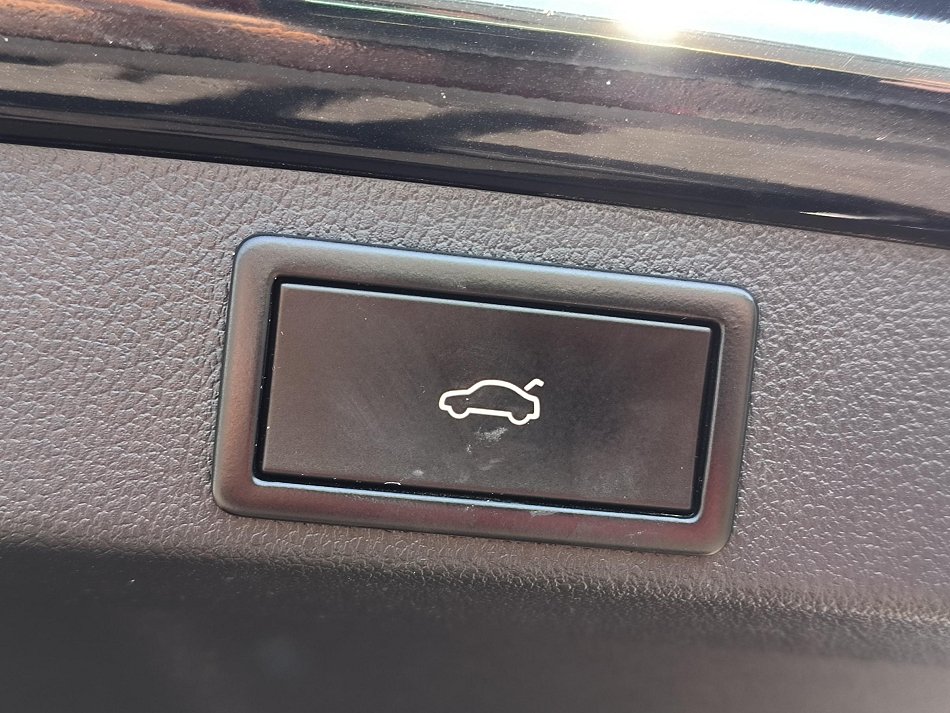 Škoda Octavia III 2.0 TDi RS Challange