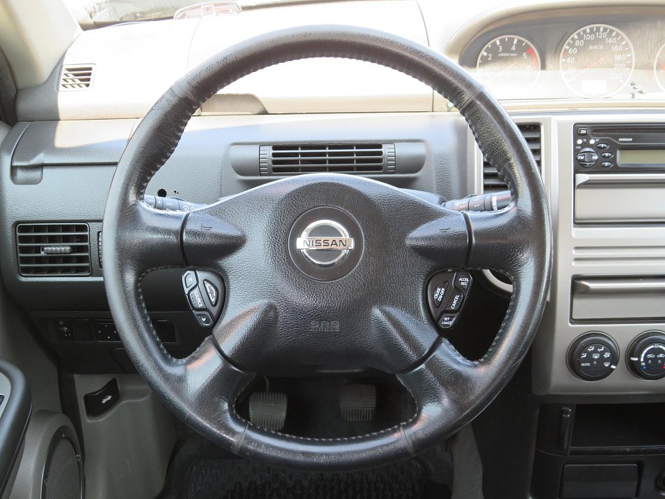 Nissan X-Trail 2.2 dCi  4x4