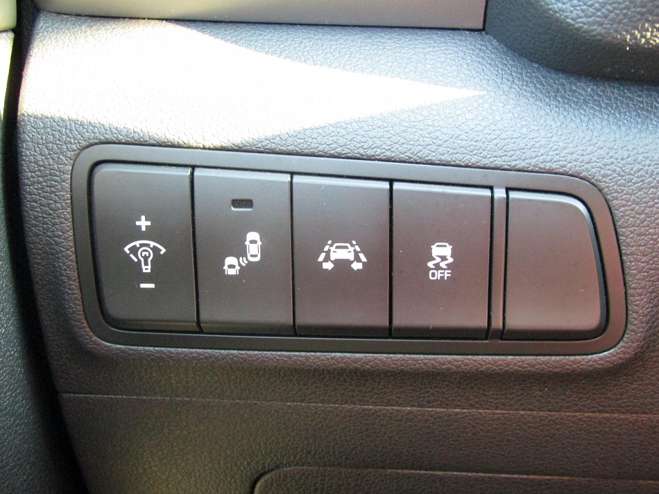 Hyundai Tucson 1.7 CRDi 