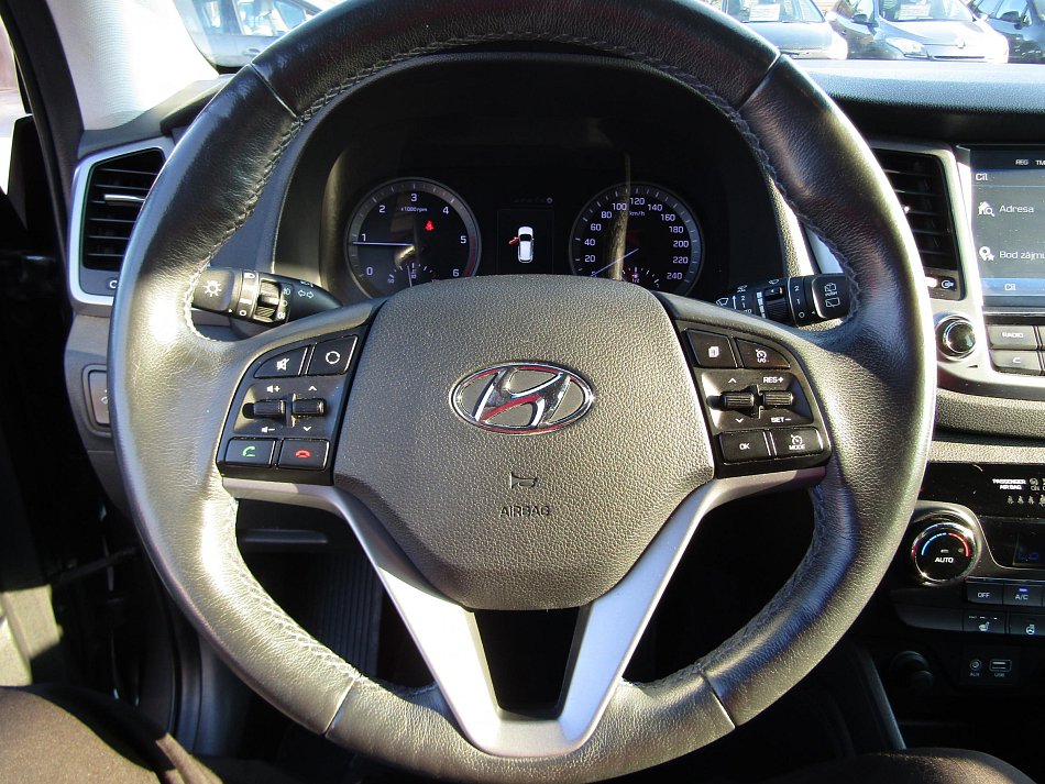 Hyundai Tucson 1.7 CRDi 