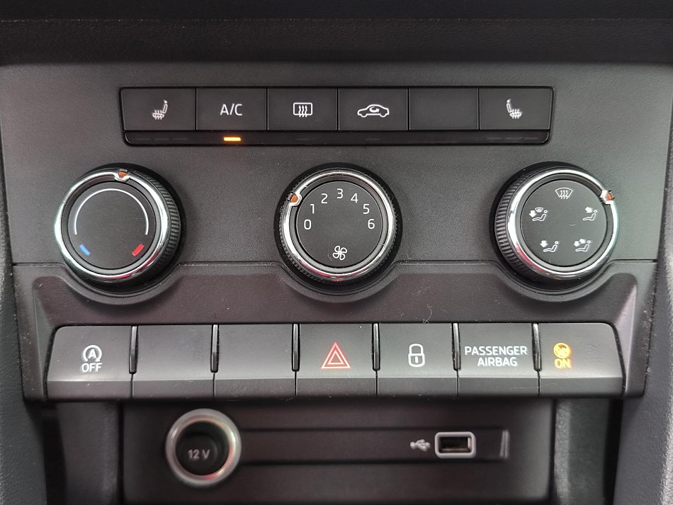 Škoda Karoq 1.6 TDi 