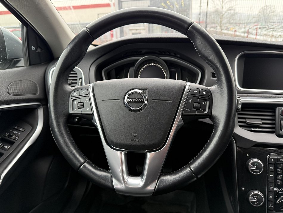 Volvo V40 2.0D 