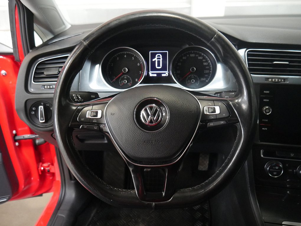 Volkswagen Golf 1.4 TSi 