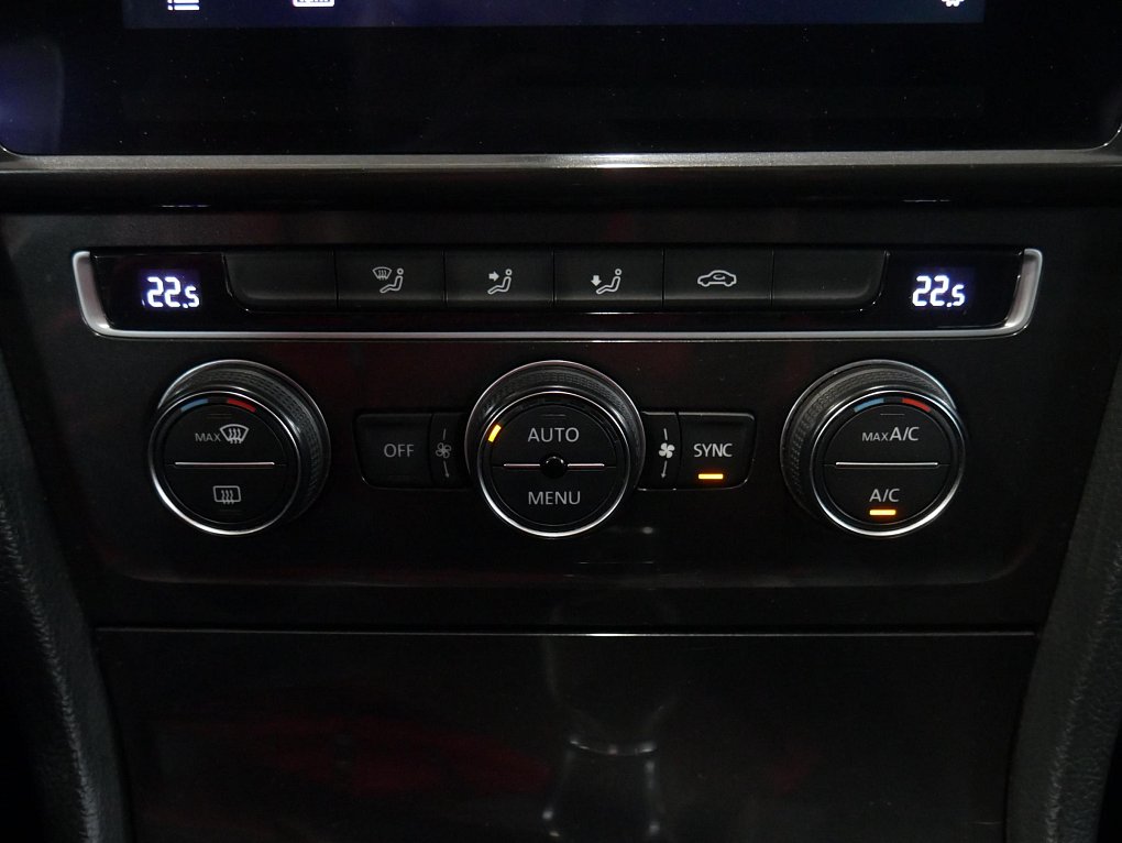 Volkswagen Golf 1.4 TSi 