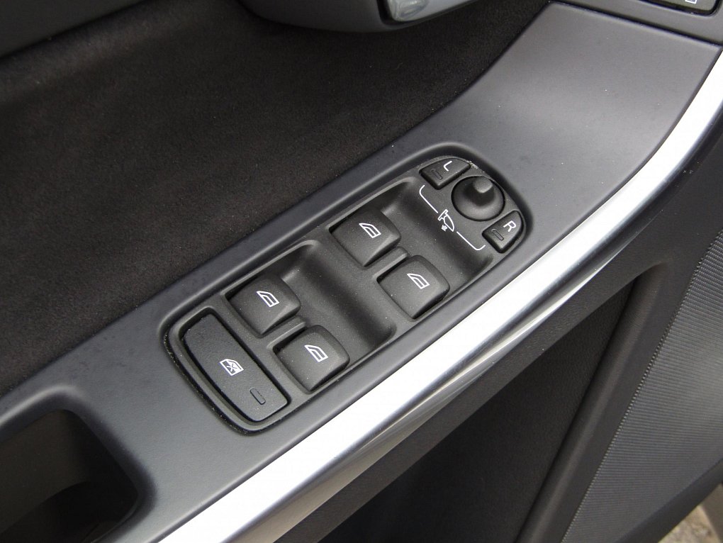 Volvo XC60 2.0 D4 Momentum