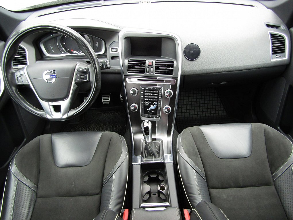 Volvo XC60 2.0 D4 Momentum