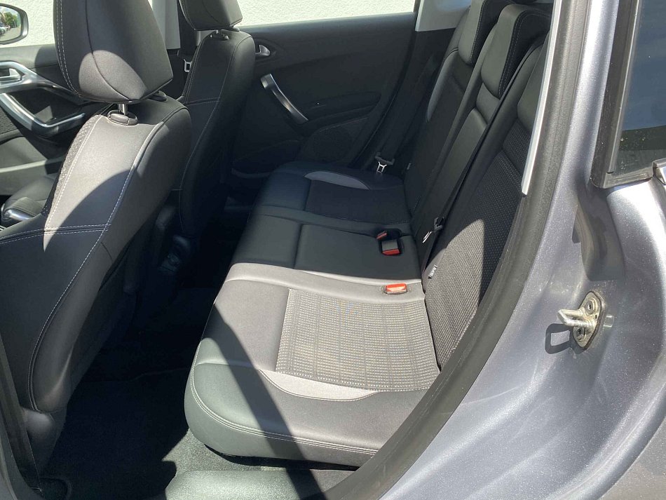 Peugeot 2008 1.2PT Allure