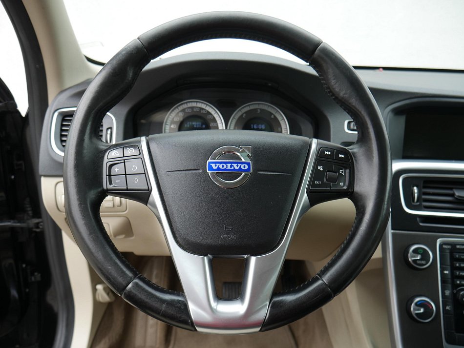 Volvo V60 2.0D 