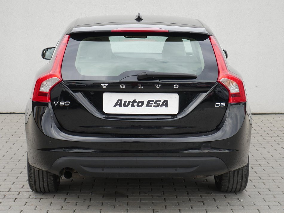 Volvo V60 2.0D 