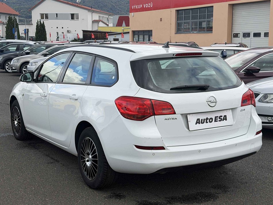 Opel Astra 1.6 CDTi 