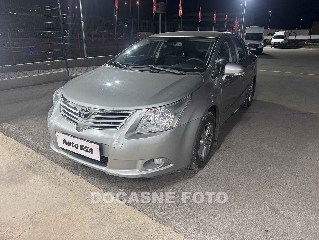 Toyota Avensis 1.8i 