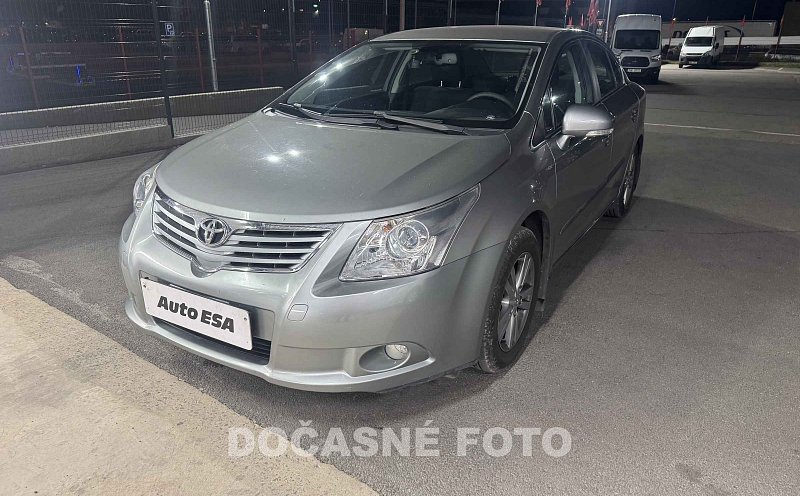 Toyota Avensis 1.8i 