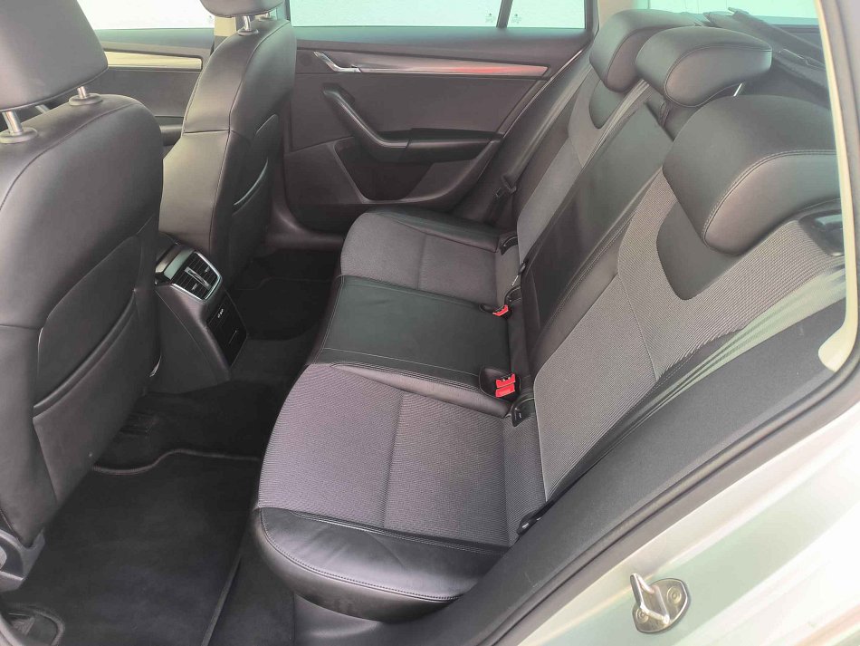 Škoda Octavia III 2.0 TDi Style