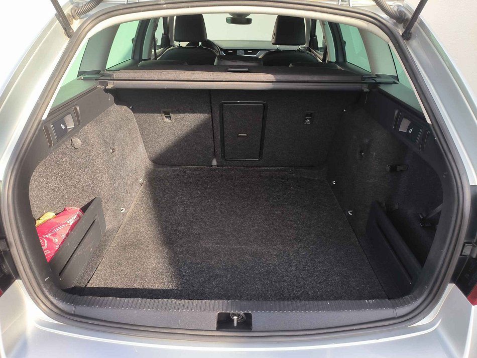 Škoda Octavia III 2.0 TDi Style