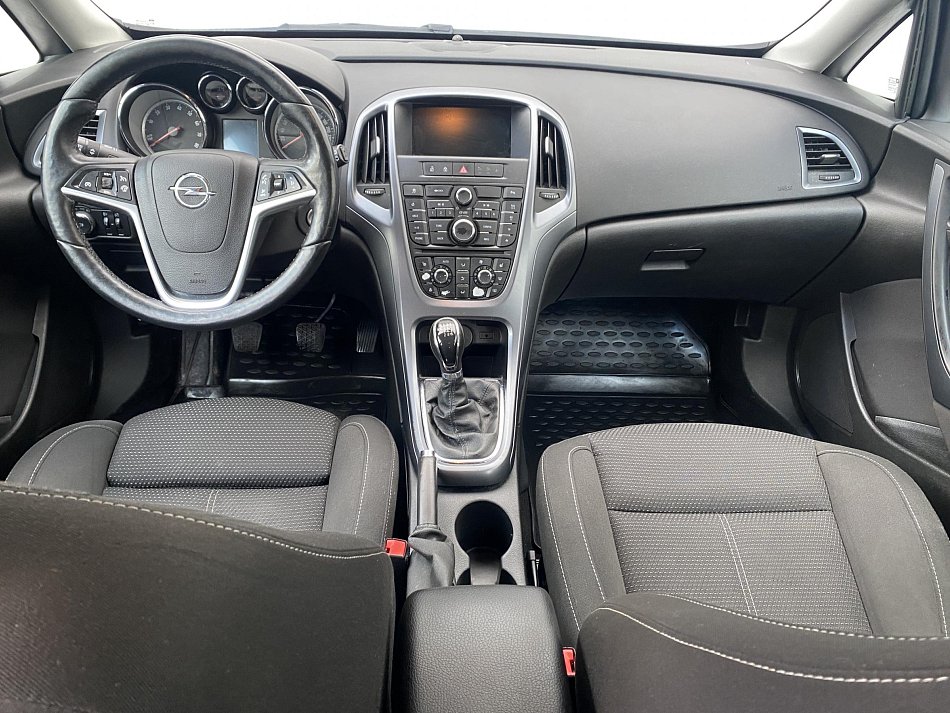 Opel Astra 1.4T 