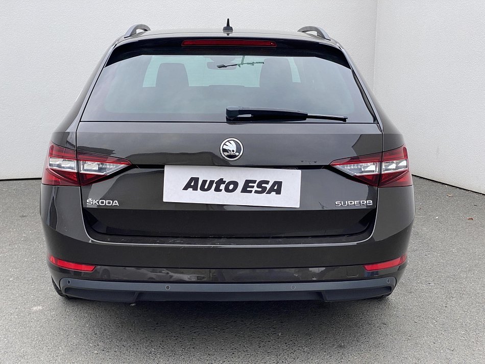 Škoda Superb III 2.0 TDi 
