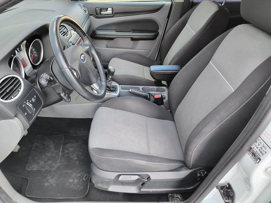 Ford Focus 1.6 16V 