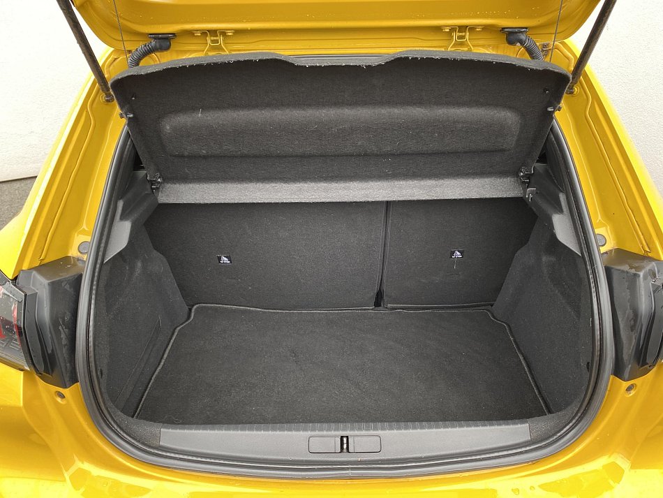 Peugeot 208 1.2PT GT Line