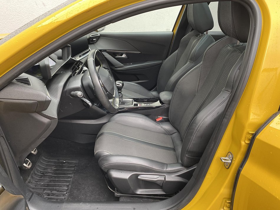 Peugeot 208 1.2PT GT Line