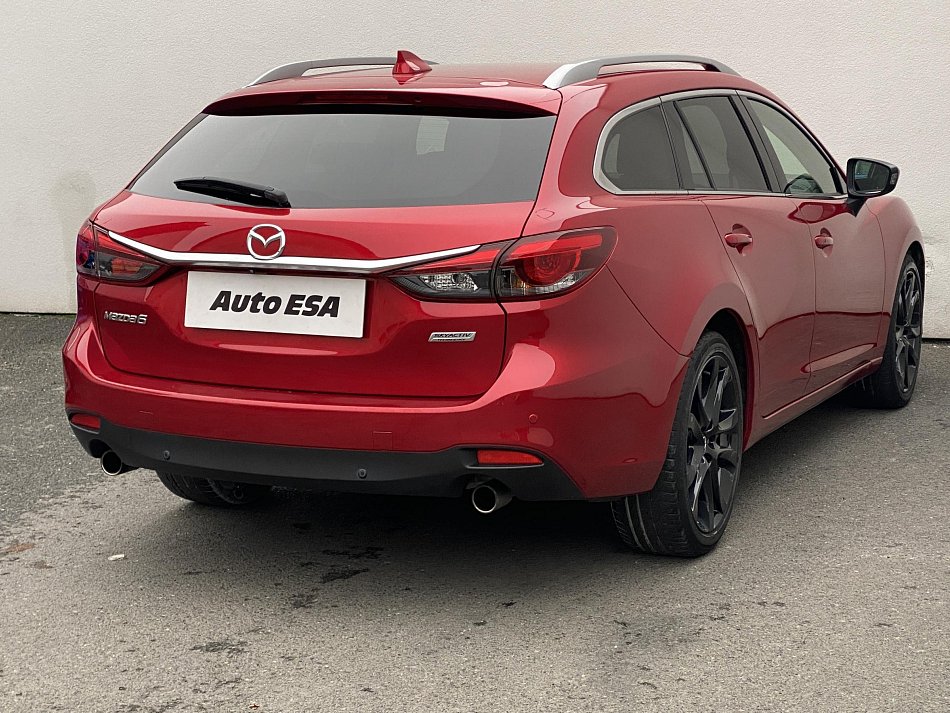 Mazda 6 2.0 Revolution