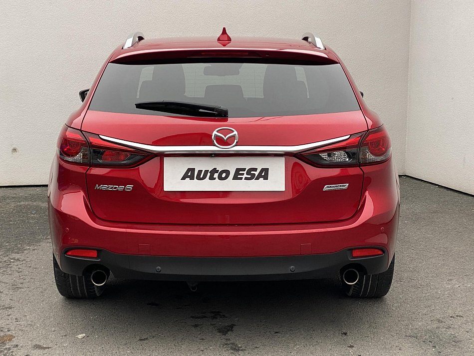 Mazda 6 2.0 Revolution