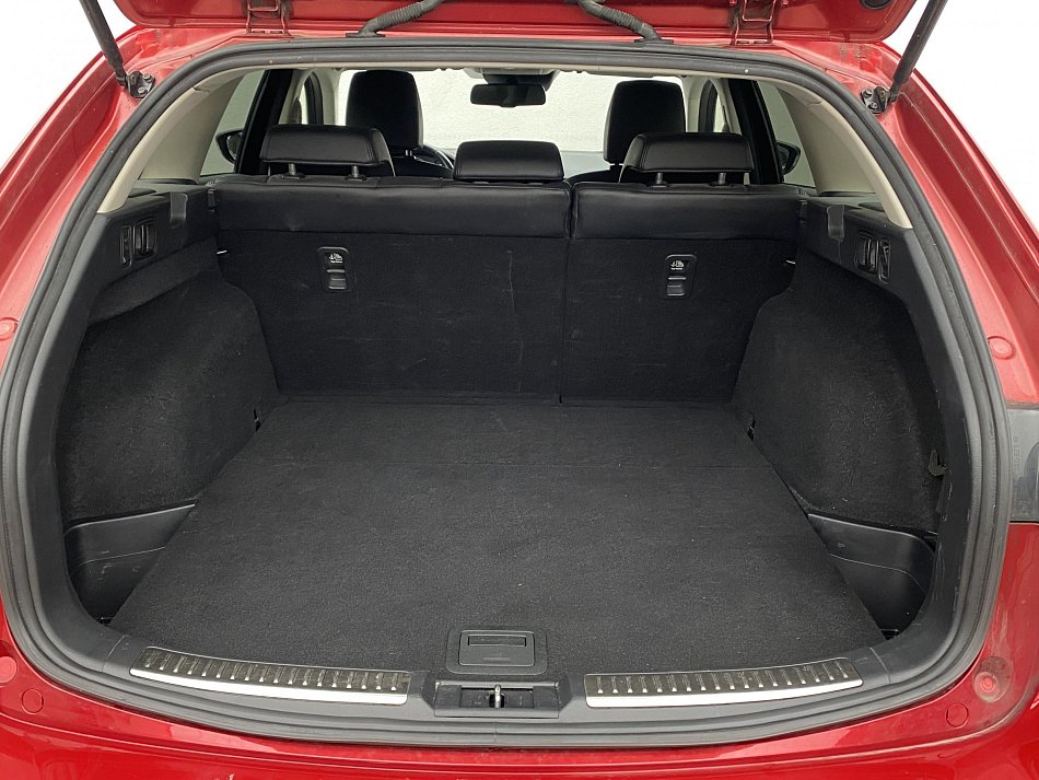 Mazda 6 2.0 Revolution