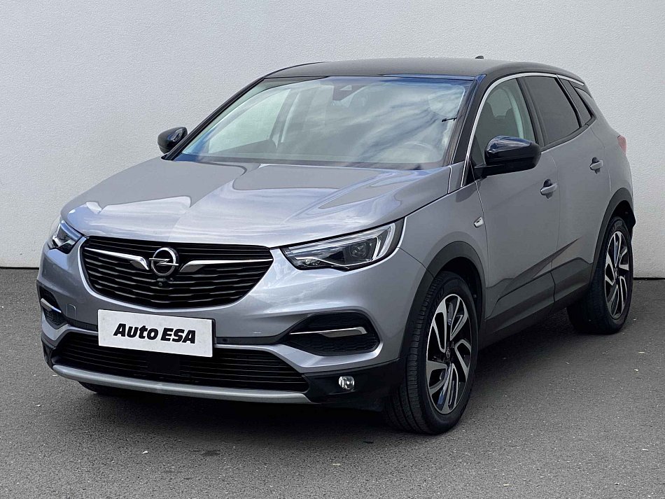 Opel Grandland X 1.2PT Innovation