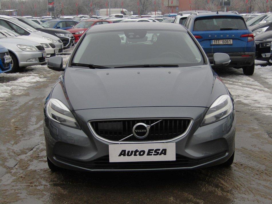 Volvo V40 2.0D 