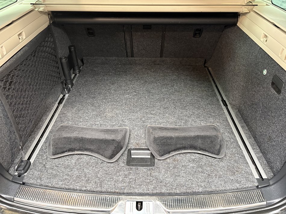 Škoda Superb II 2.0 TDi L&K 4x4