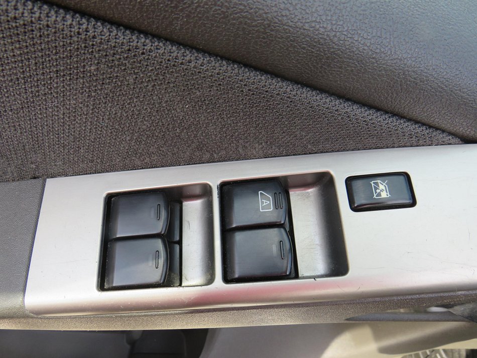 Nissan Pathfinder 2.5DCi  4x4, 7míst